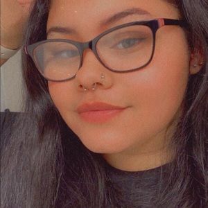 Meet your Posher, Nita